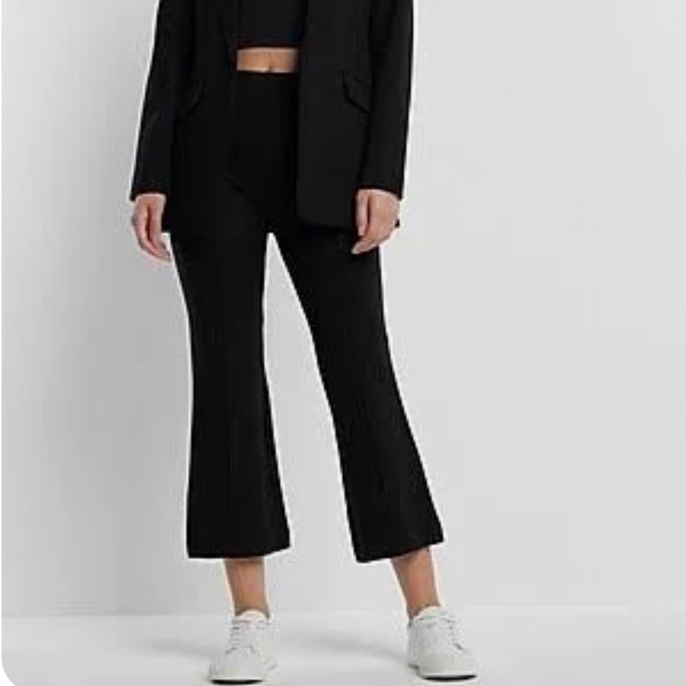 Express Columnist High-Waisted Front Seam Cropped Flare Pant - Picture 5 of 10